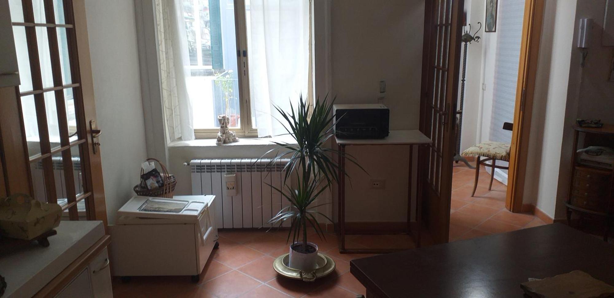 Apartamento O Munaciell A Piazza Plebiscito Con Vista San Martino Nápoles